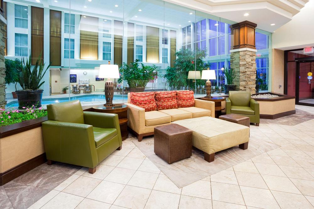 فندق Doubletree By Hilton Madison East المظهر الخارجي الصورة
