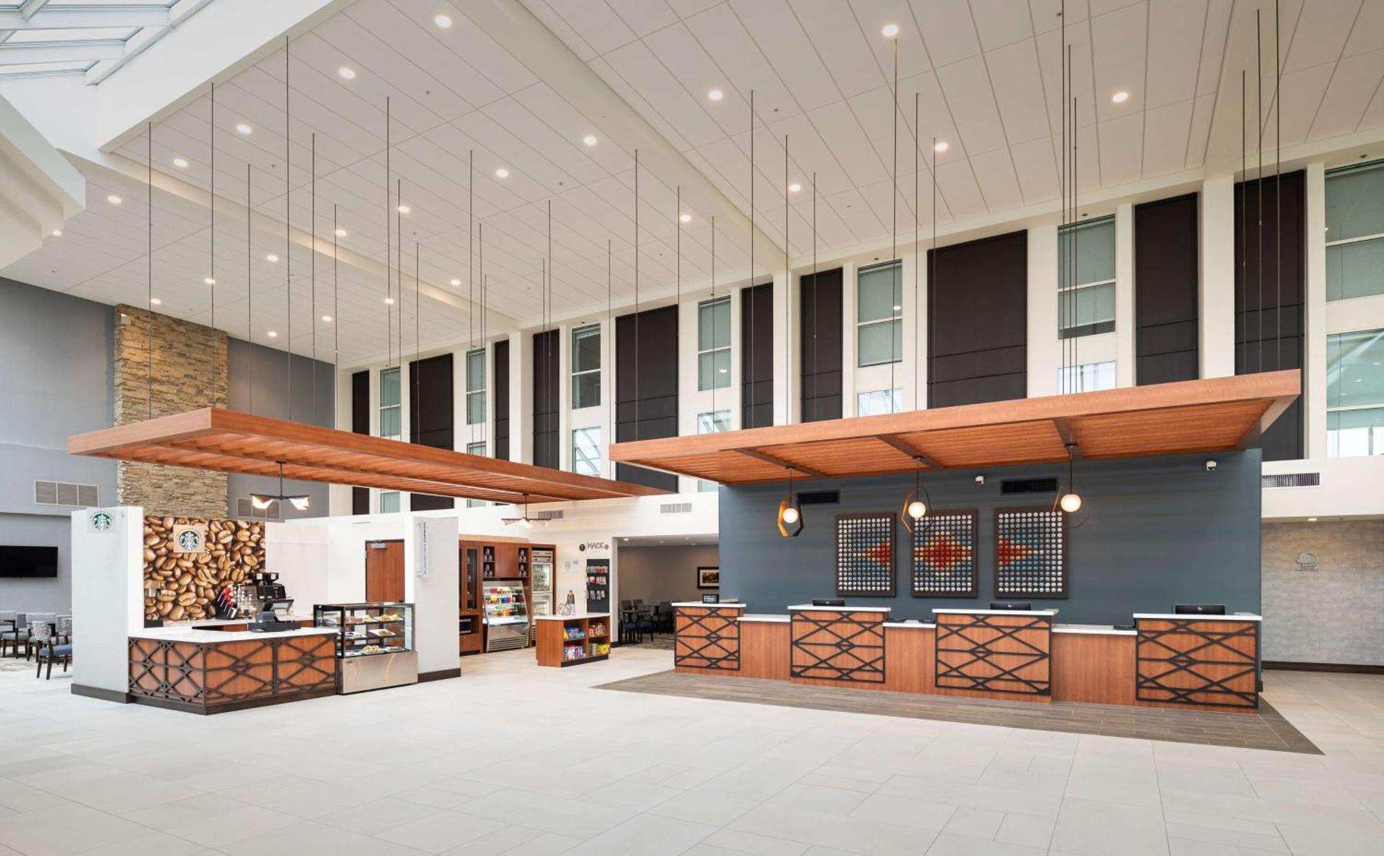 فندق Doubletree By Hilton Madison East المظهر الخارجي الصورة